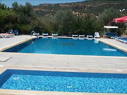 Assos Büyük Yıldızsaray Otel