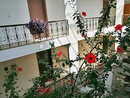 Assos Büyük Yıldızsaray Otel