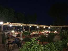 Assos Büyük Yıldızsaray Otel