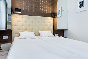 Elite Apartments Marina Residence