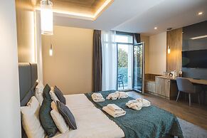 Hotel ZENA beauty & shopping center