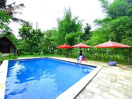 Apit Lawang Villas