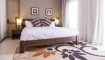 Red Mango Apartment Hotel