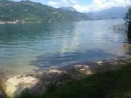 Villa della Musica tra Lago e Montagne