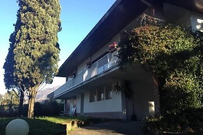 Villa della Musica tra Lago e Montagne