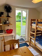 Skeppsdockans Camping & Vandrarhem