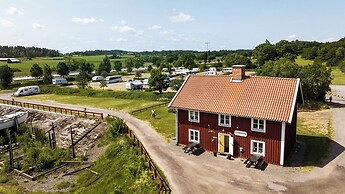 Skeppsdockans Camping & Vandrarhem