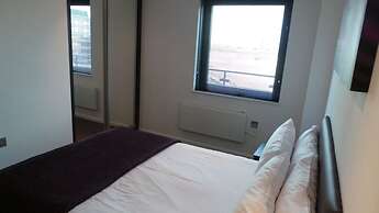 City Crash Pad - West Street Apartments