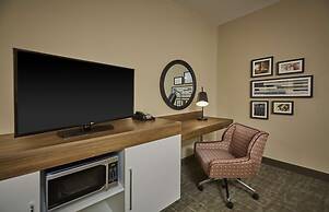 Hampton Inn & Suites Roseburg