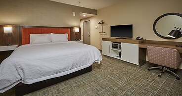 Hampton Inn & Suites Roseburg