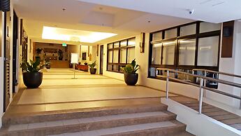 Outlook Ridge Residences