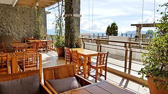 Outlook Ridge Residences