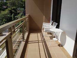 Outlook Ridge Residences