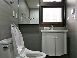 NTU Gongguan Service Apartment