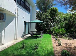 THE PERIDOT Smart Hotel Tancha Ward