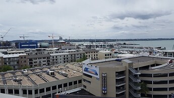 Auckland Waterfront Executive Living