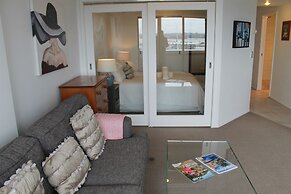 Auckland Waterfront Executive Living