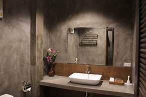 Blue Mountain Phangnga Resort