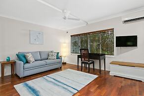 Poolside Apt In Alamanda Beachfront Resort 41