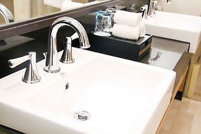 Radisson Blu Hotel Wuhan ETD Zone