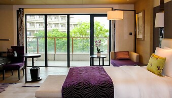 Radisson Blu Hotel Wuhan ETD Zone