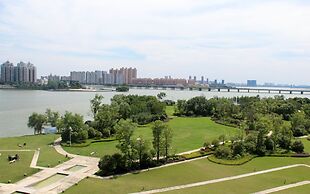 Radisson Blu Hotel Wuhan ETD Zone