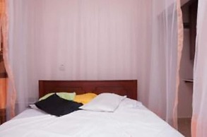 Distinctions Gardens Guest House