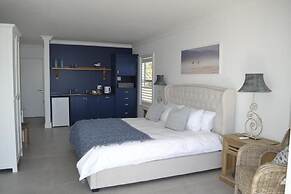 Oceans Drift Guest House - Adults Only