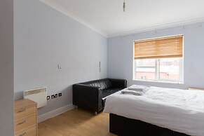 Birmingham Serviced Apartment - The Qube