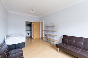 Birmingham Serviced Apartment - The Qube
