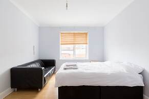 Birmingham Serviced Apartment - The Qube
