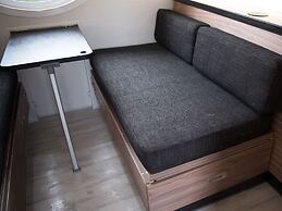 Door to the Shore - Seafront Cottages