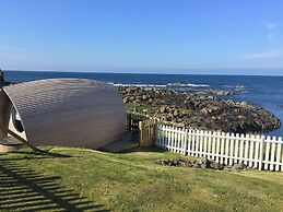 Door to the Shore - Seafront Cottages