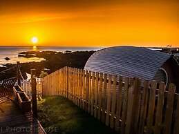 Door to the Shore - Seafront Cottages