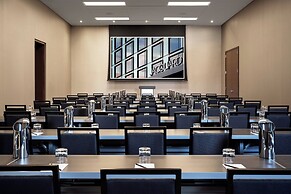 The Jacquard, Autograph Collection