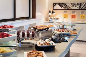 The Jacquard, Autograph Collection