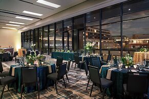 The Jacquard, Autograph Collection