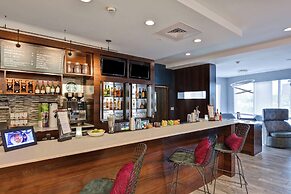 Courtyard by Marriott Long Island Islip/Courthouse Complex