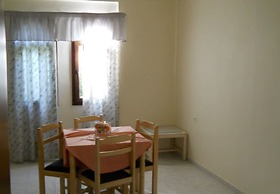 Niriedes Dionyssos Village