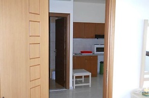 Niriedes Dionyssos Village