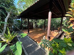 Sama's Cottages and Villas