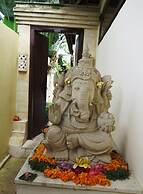 Sama's Cottages and Villas