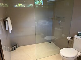 Sama's Cottages and Villas