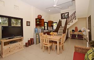 Sama's Cottages and Villas