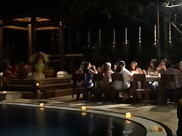 Sama's Cottages and Villas