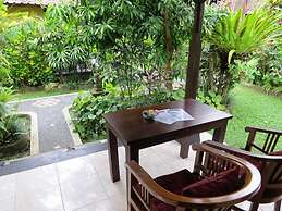 Sama's Cottages and Villas