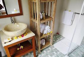 Sama's Cottages and Villas