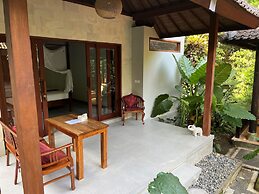 Sama's Cottages and Villas