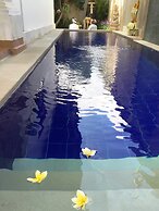 Sama's Cottages and Villas