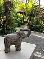 Sama's Cottages and Villas